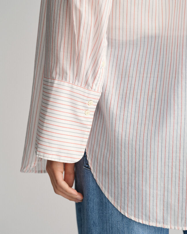 Camisa Relaxed Fit de rayas y pu&ntilde;os anchos