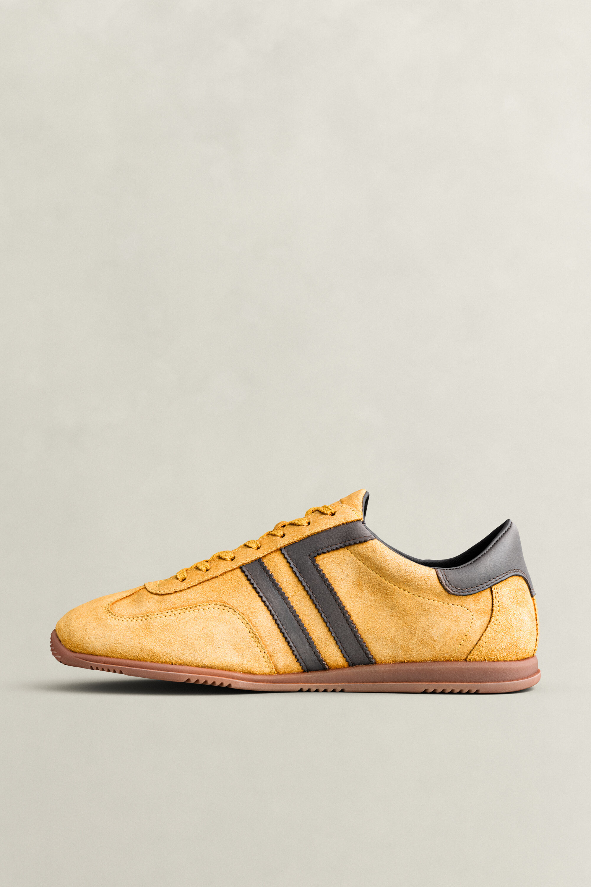 Zapatillas Spearclub de ante