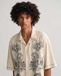 Camisa extragrande de manga corta con bordado