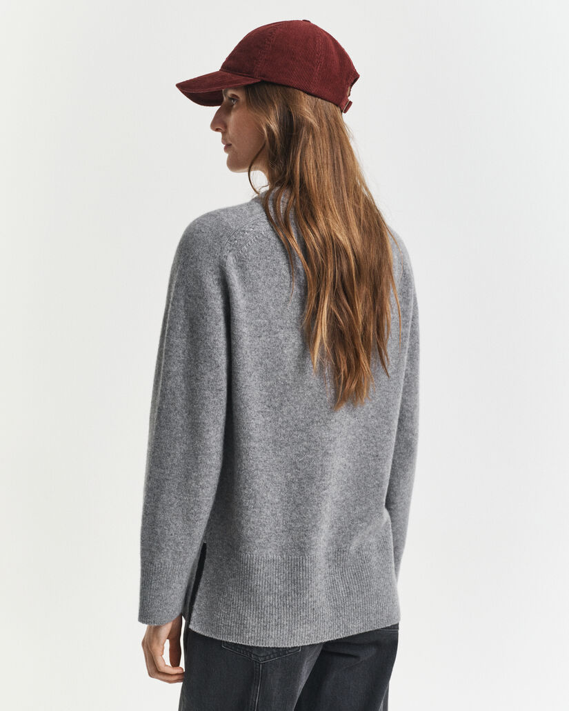 Jersey de cuello redondo en una suave mezcla de lana y cachemir