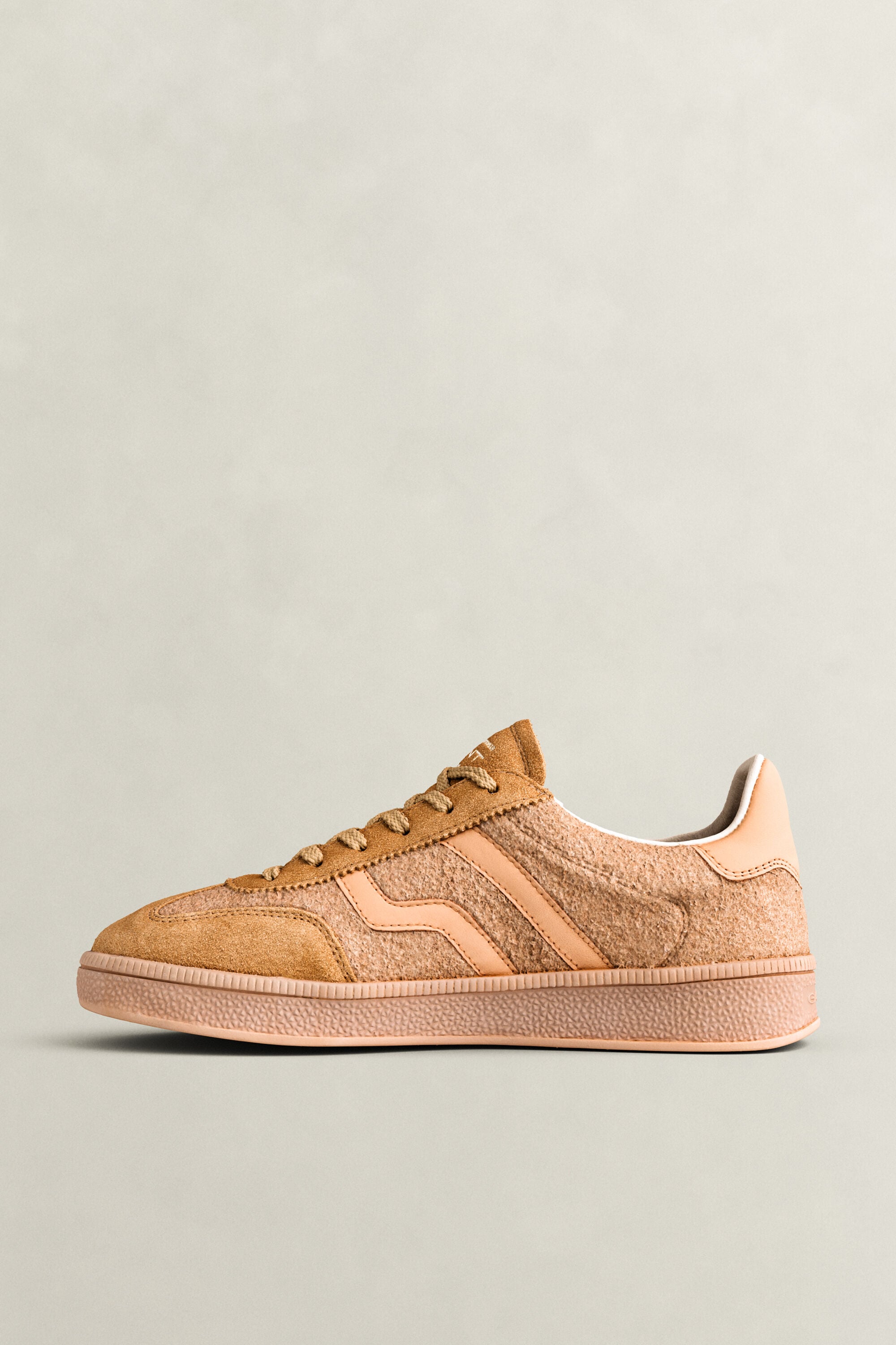 Zapatillas de lana y ante Cuzima