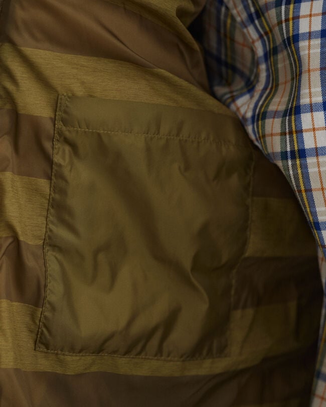 Chaqueta de plumón ligera