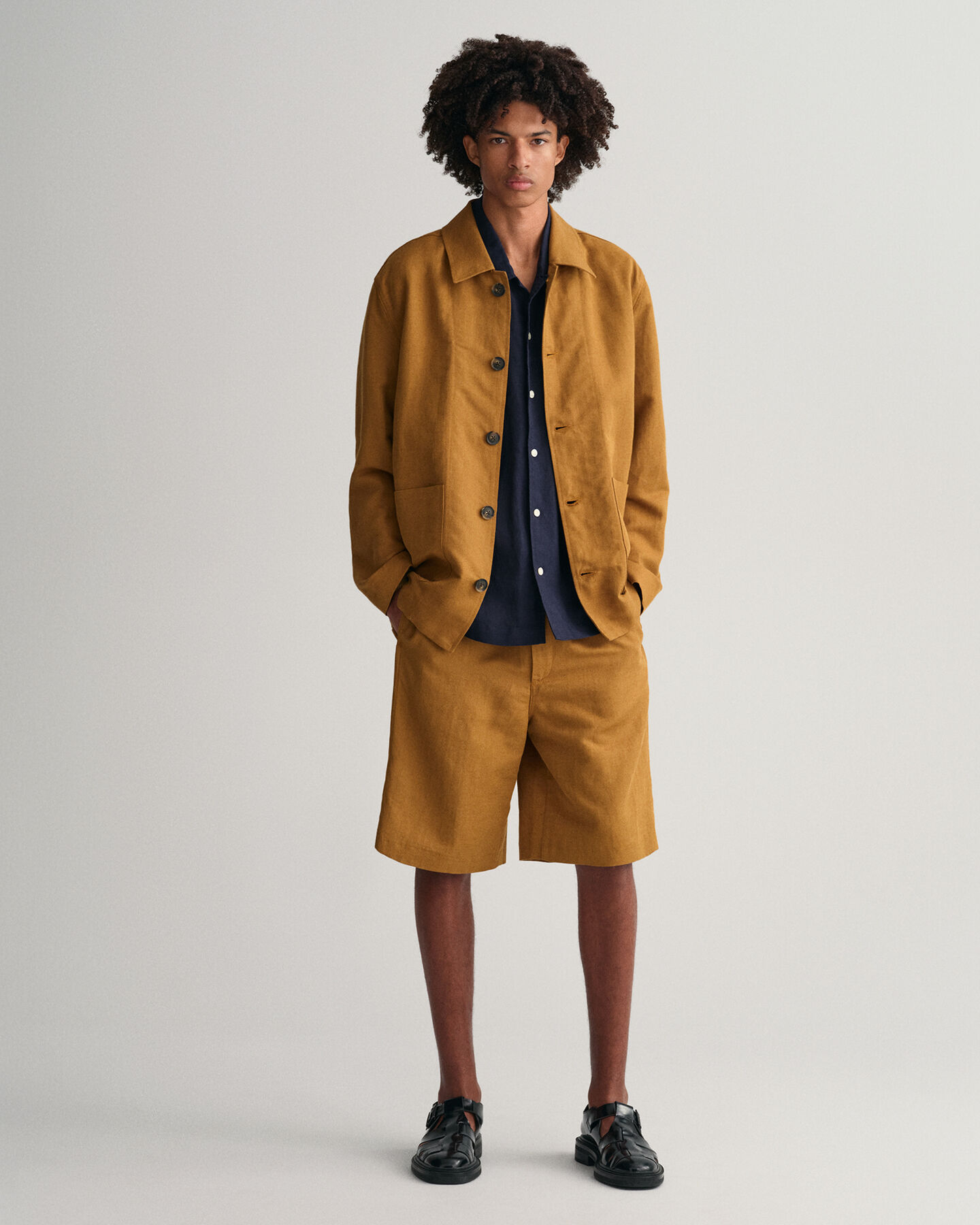 Camisa Relaxed Fit de manga corta en lino y lyocell