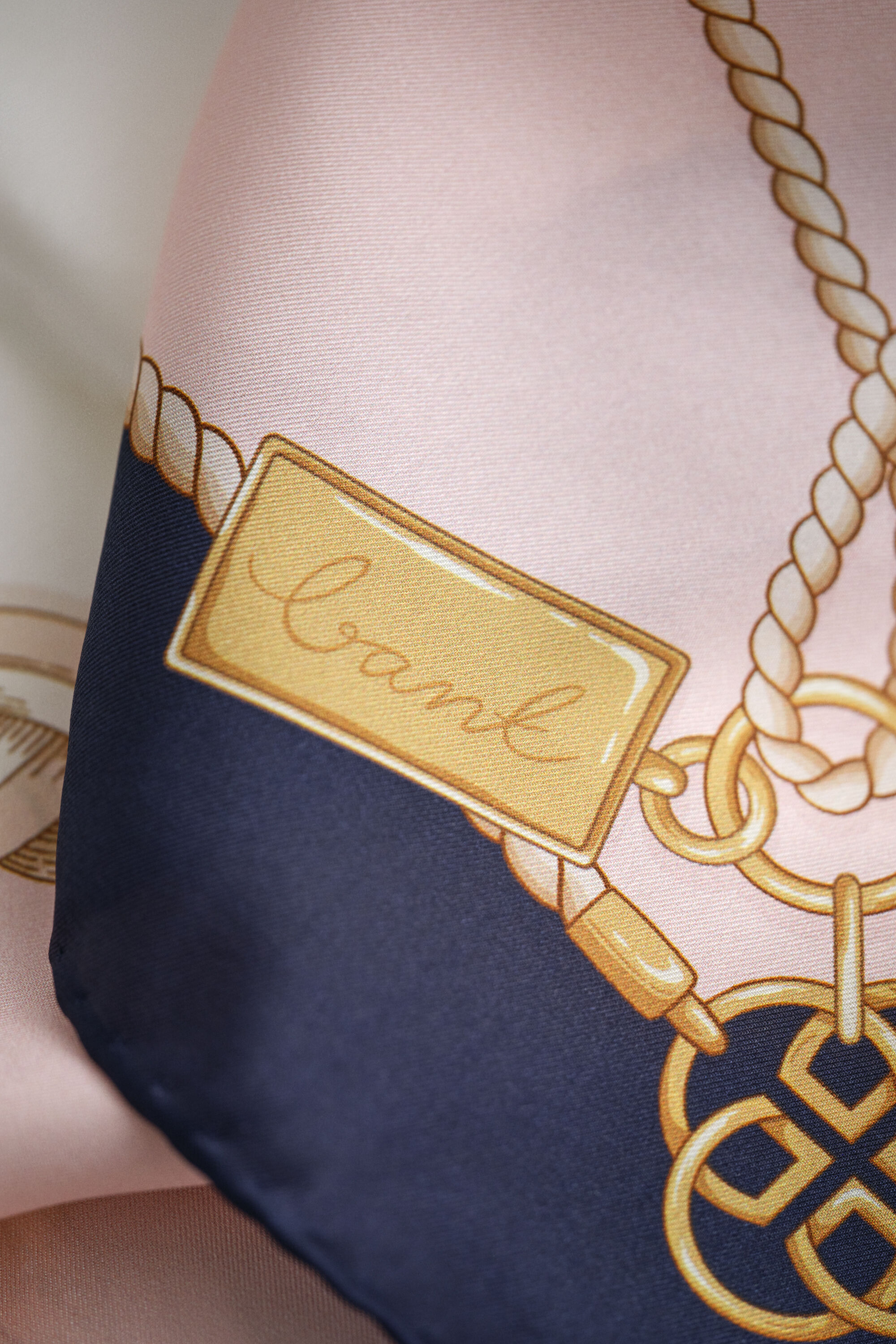 Pañuelo de seda Chain