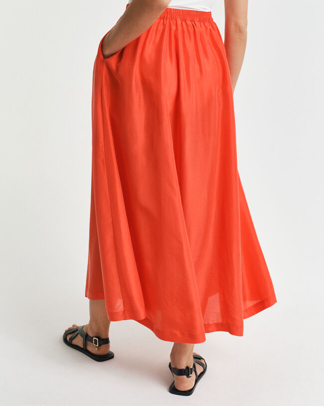 Falda de seda habotai