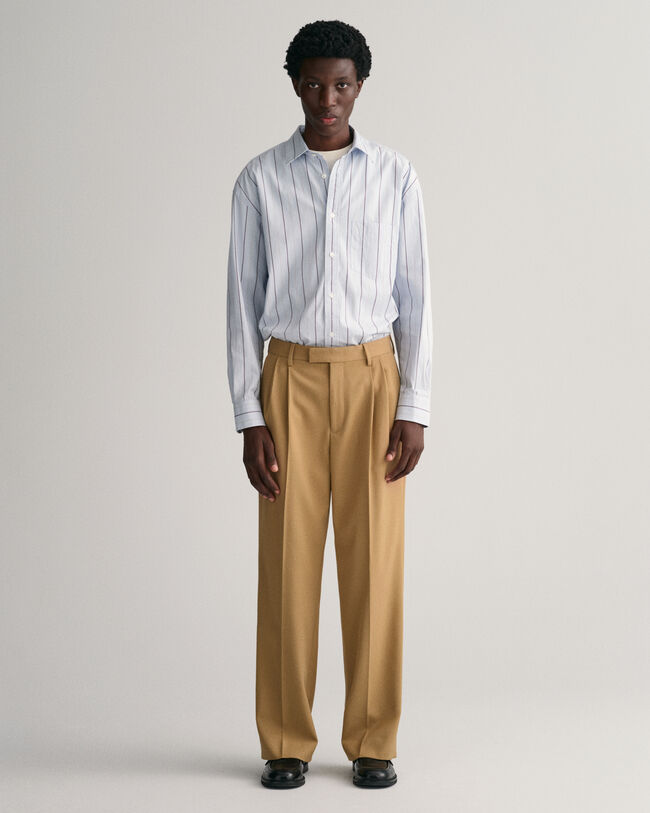 Pantalones de pinzas con pernera ancha