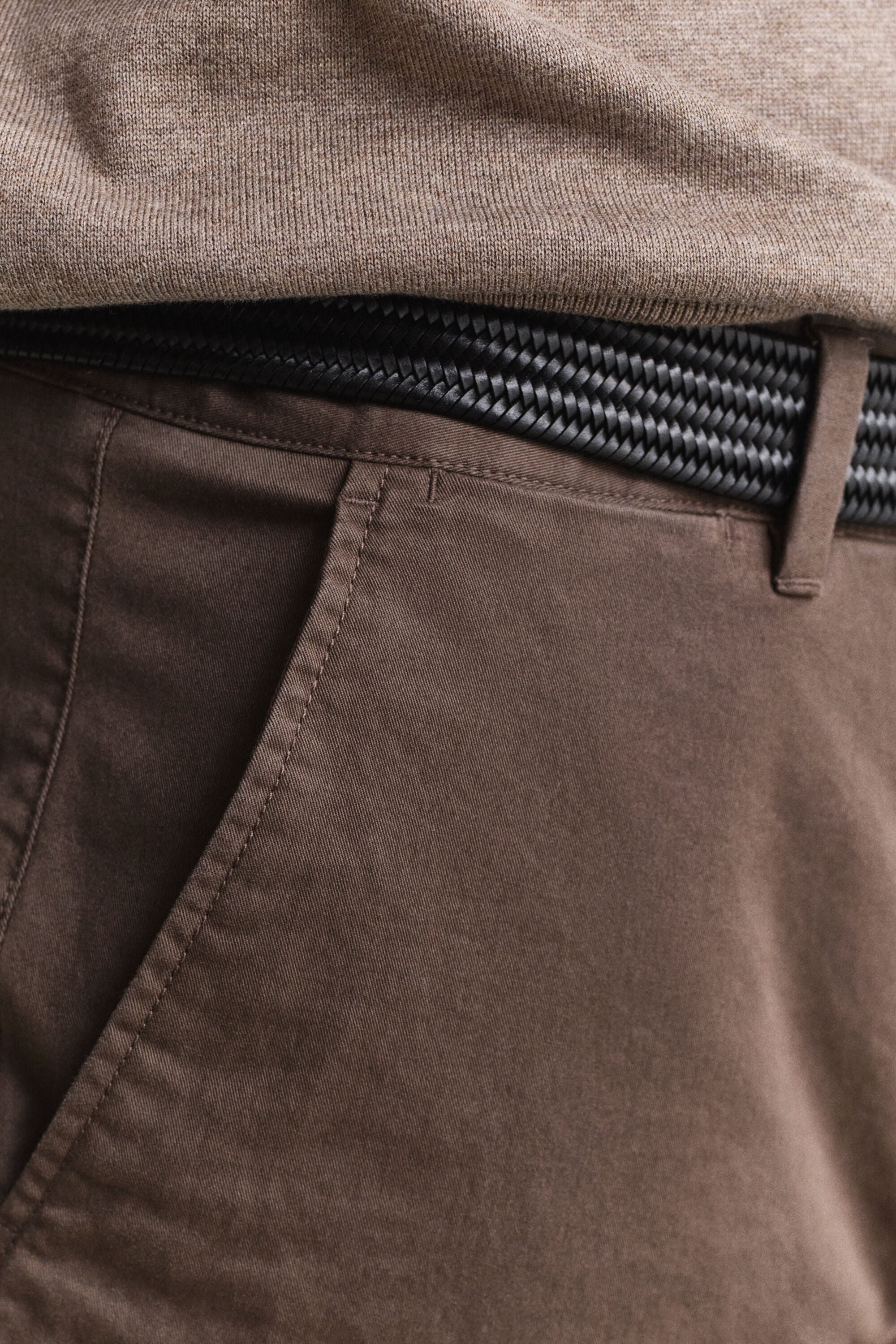 Pantalones chinos Regular Fit clásicos