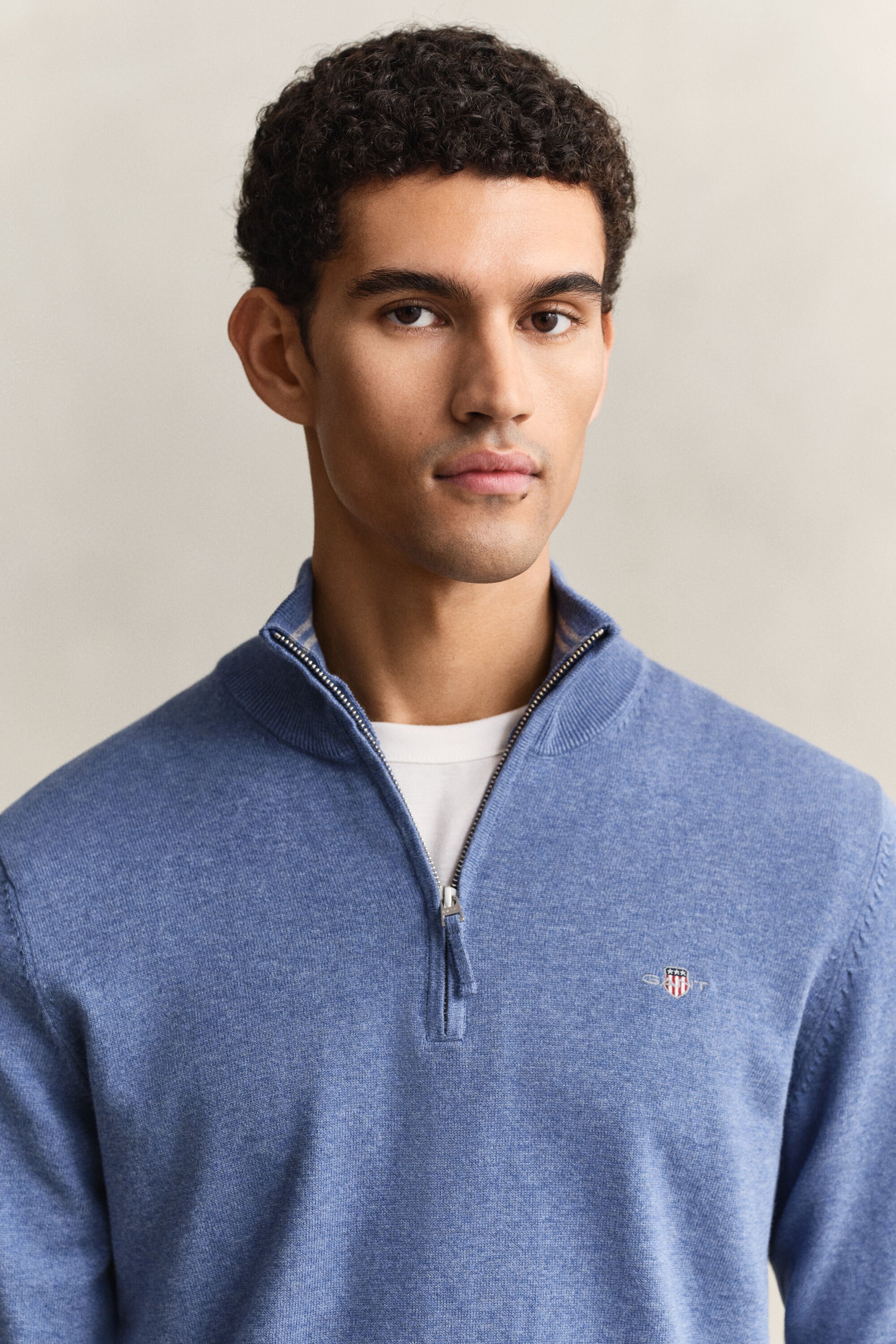 Jersey clásico de algodón con media cremallera