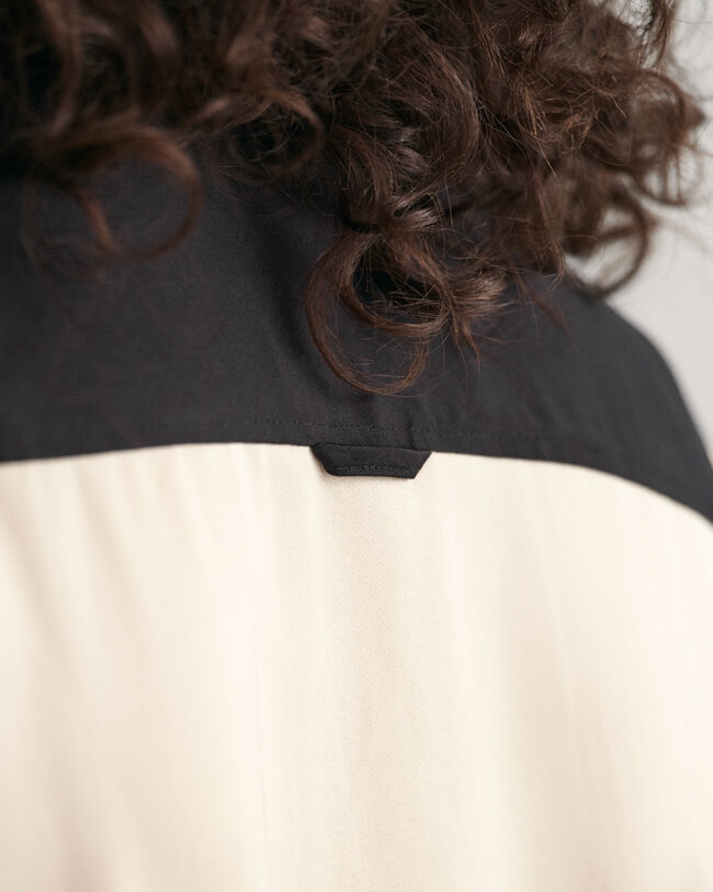 Vestido camisero con bloques de color