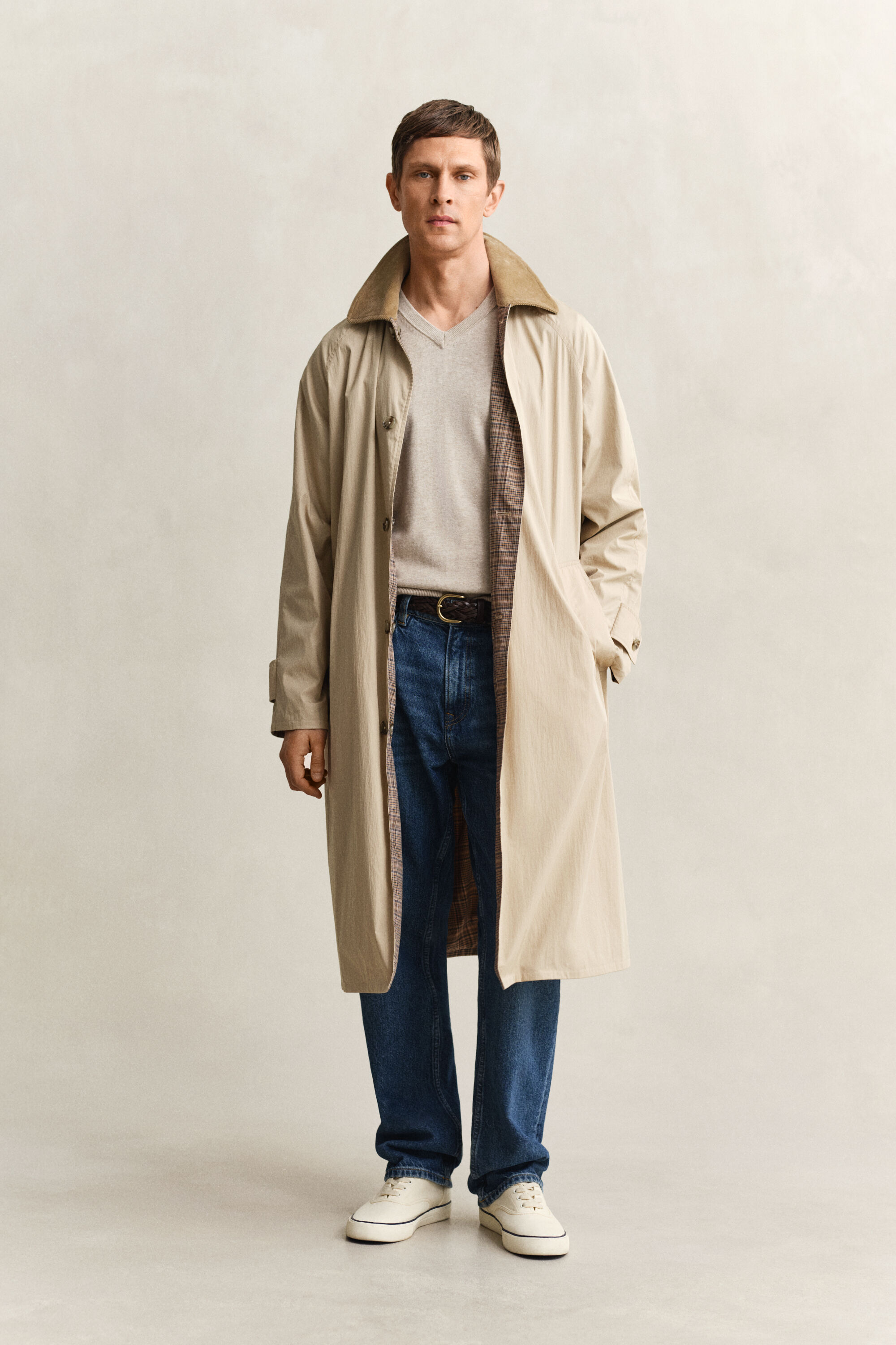 Jersey clásico de algodón con cuello de pico