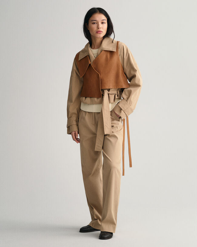 Chaleco de piel deconstruido