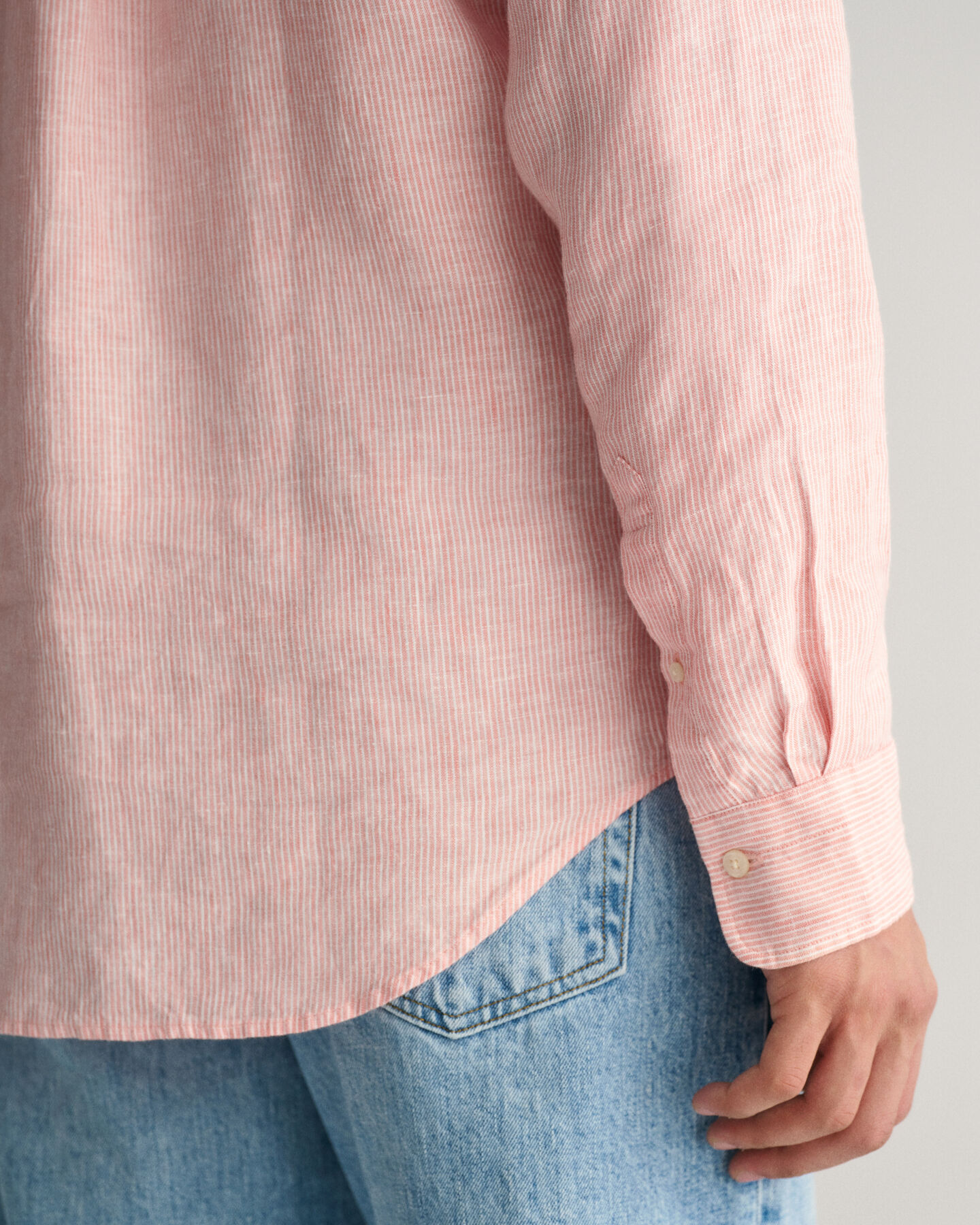 Camisa Regular Fit de lino a rayas