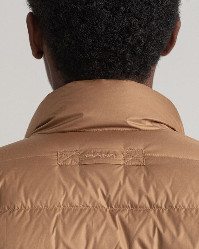 Chaqueta de plumón ligera