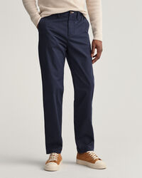 Pantalones chinos Regular Fit de sarga Allister