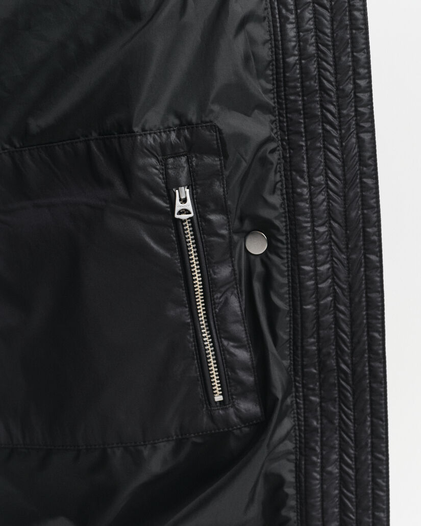 Abrigo Relaxed Fit de plumón