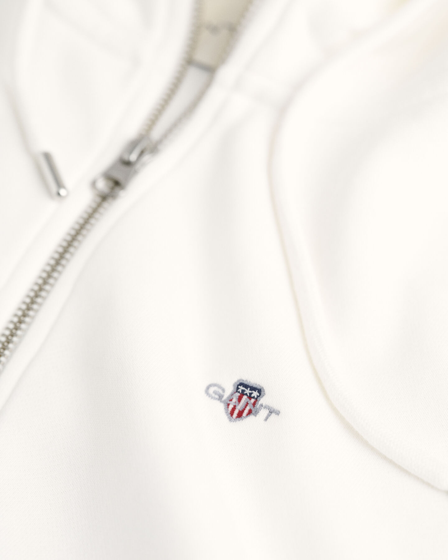 Sudadera con capucha y cremallera Shield