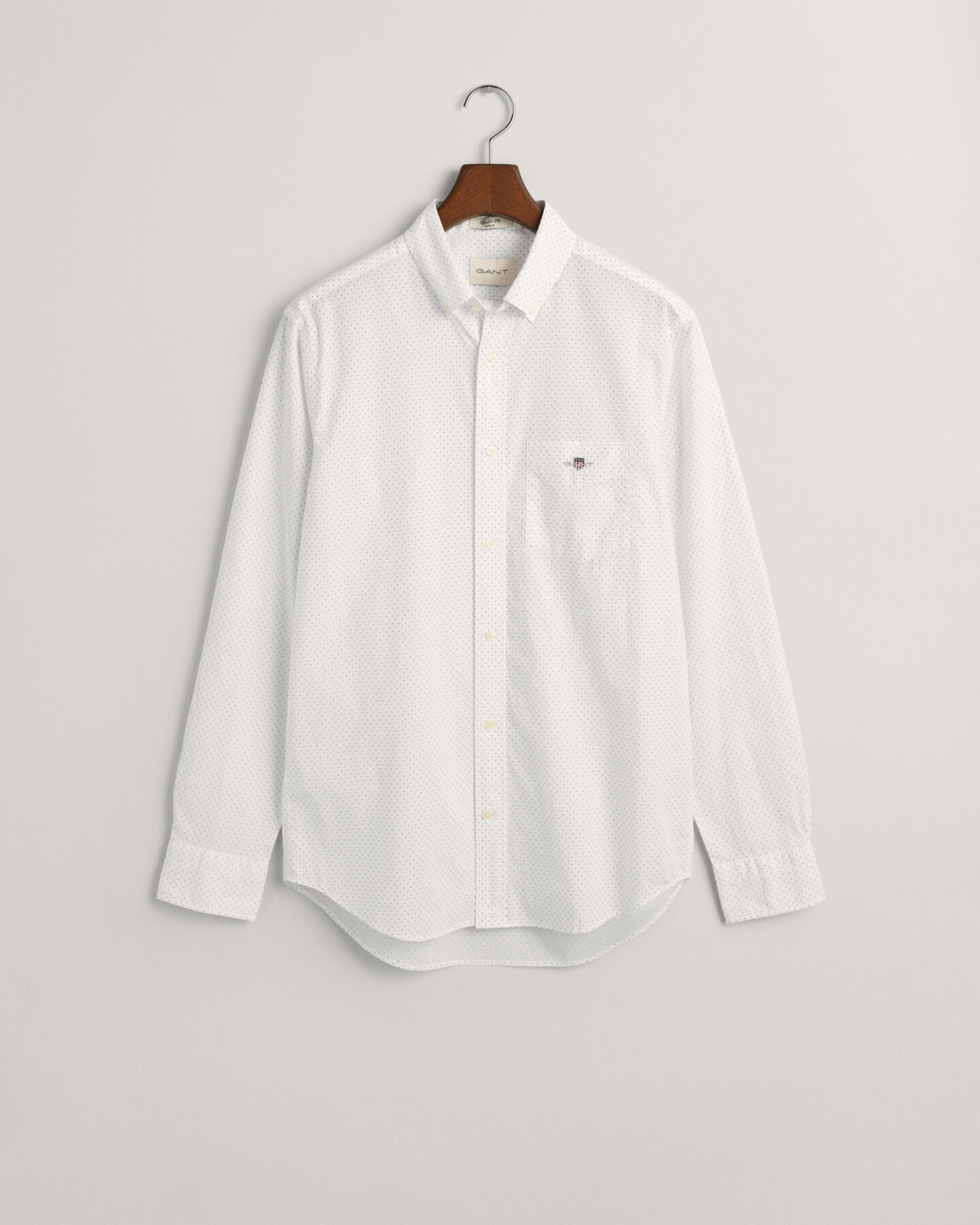 Camisa Regular Fit en popelina con microestampado de lunares