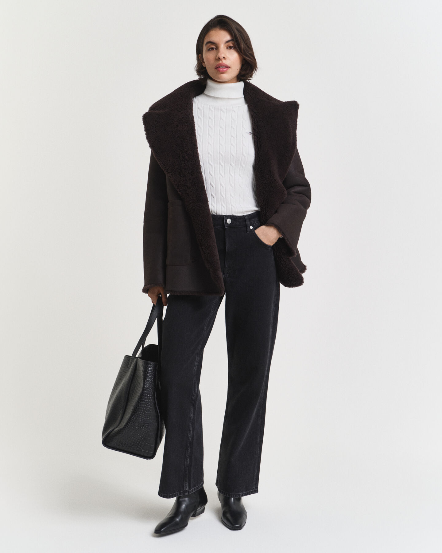 Jersey de punto de ochos en algodón elástico con cuello de cisne