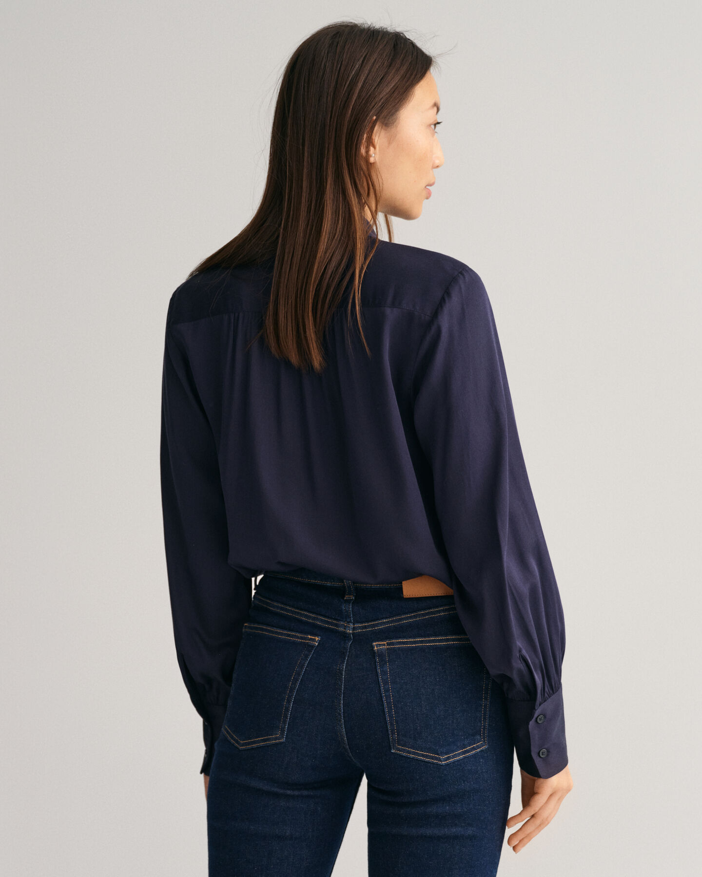 Camisa Regular Fit de satén