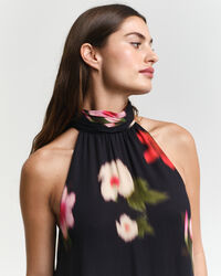 Vestido con cuello halter y estampado floral