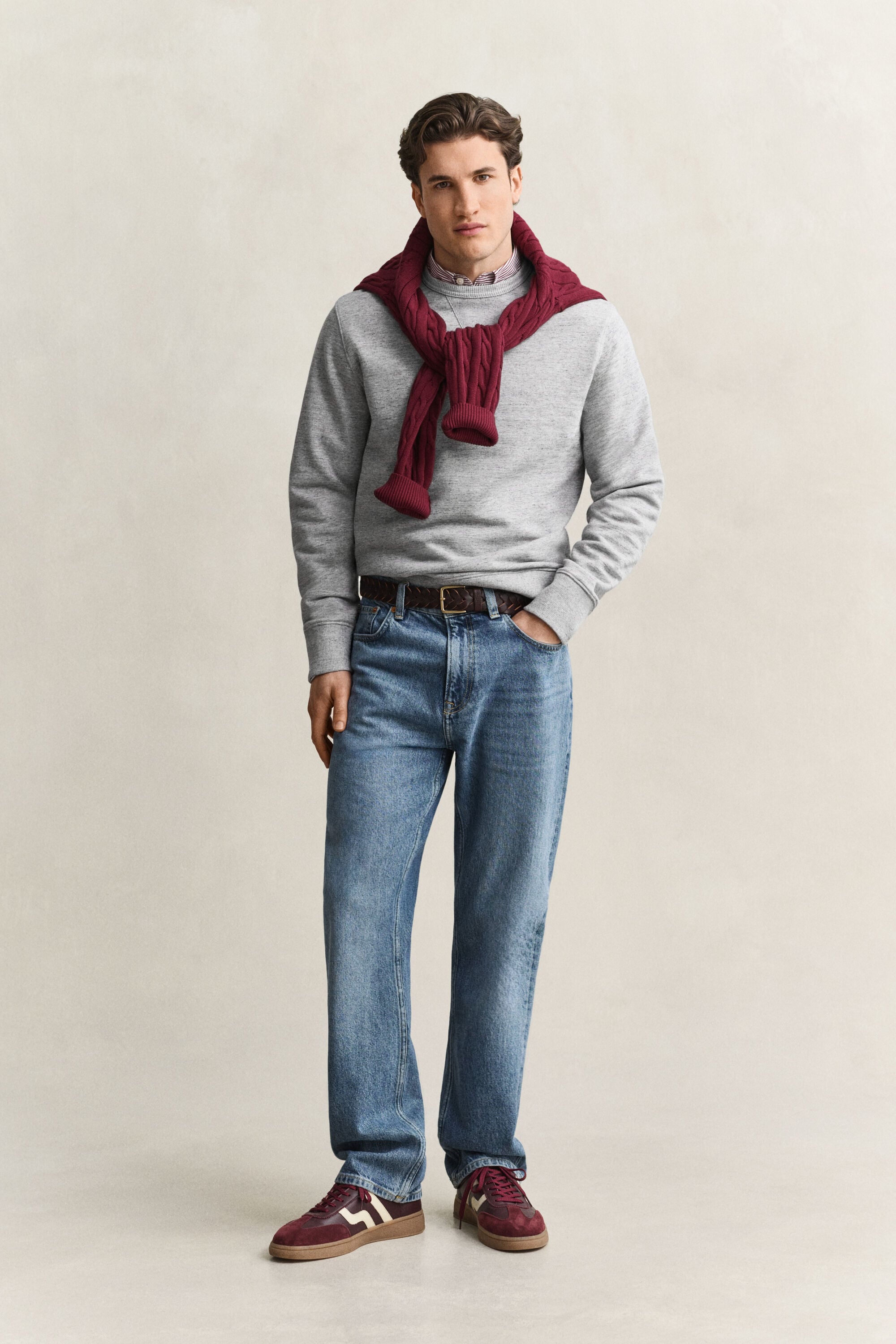 Sudadera jaspeada con cuello redondo
