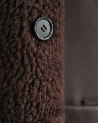 Abrigo de borreguito