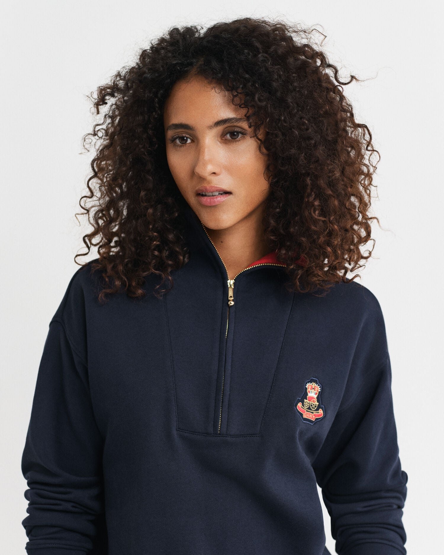 Sudadera Crest Badge con media cremallera