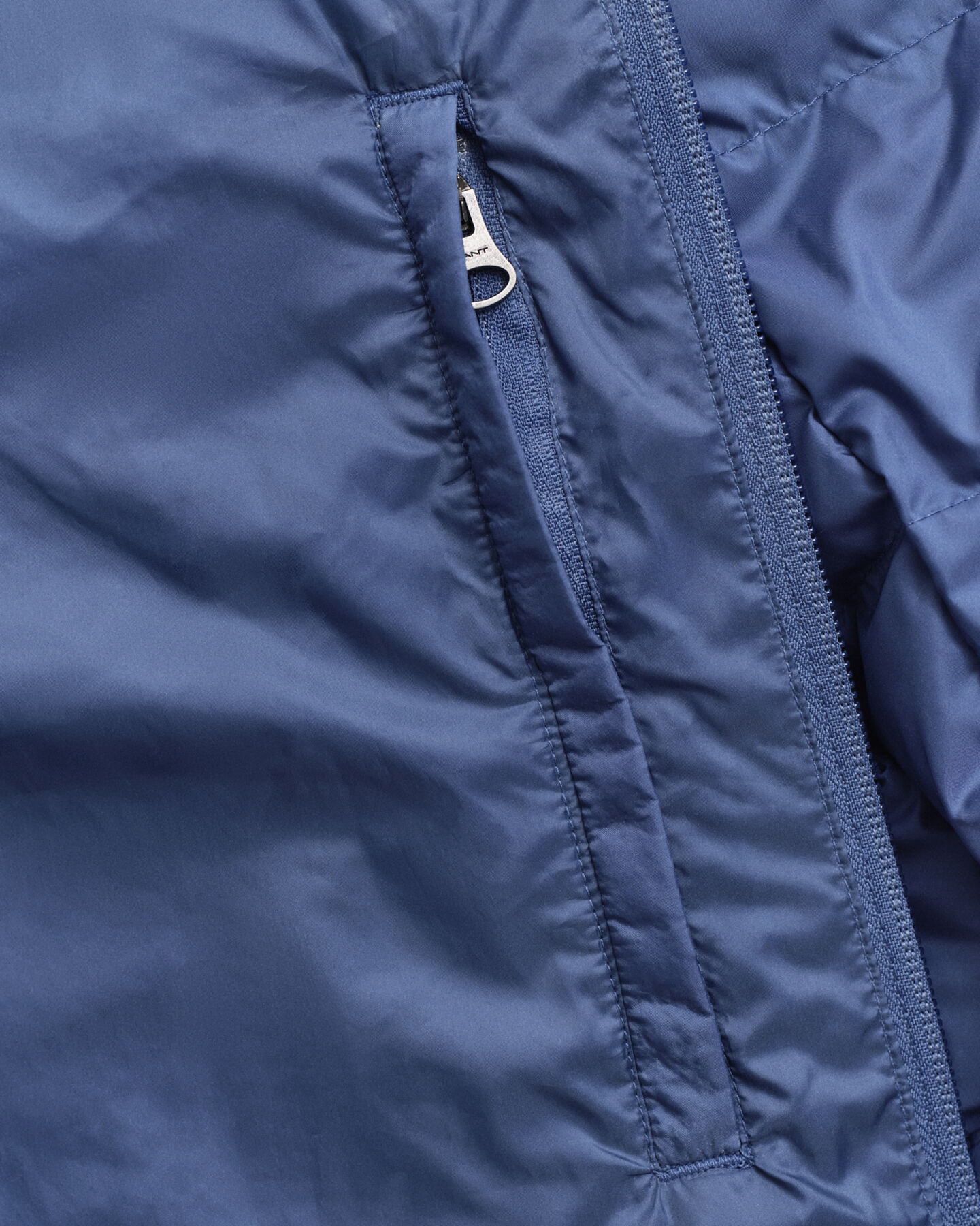 Chaqueta de plumón ligera