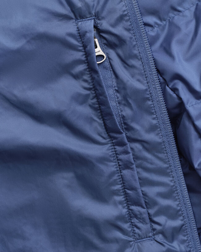 Chaqueta de plumón ligera