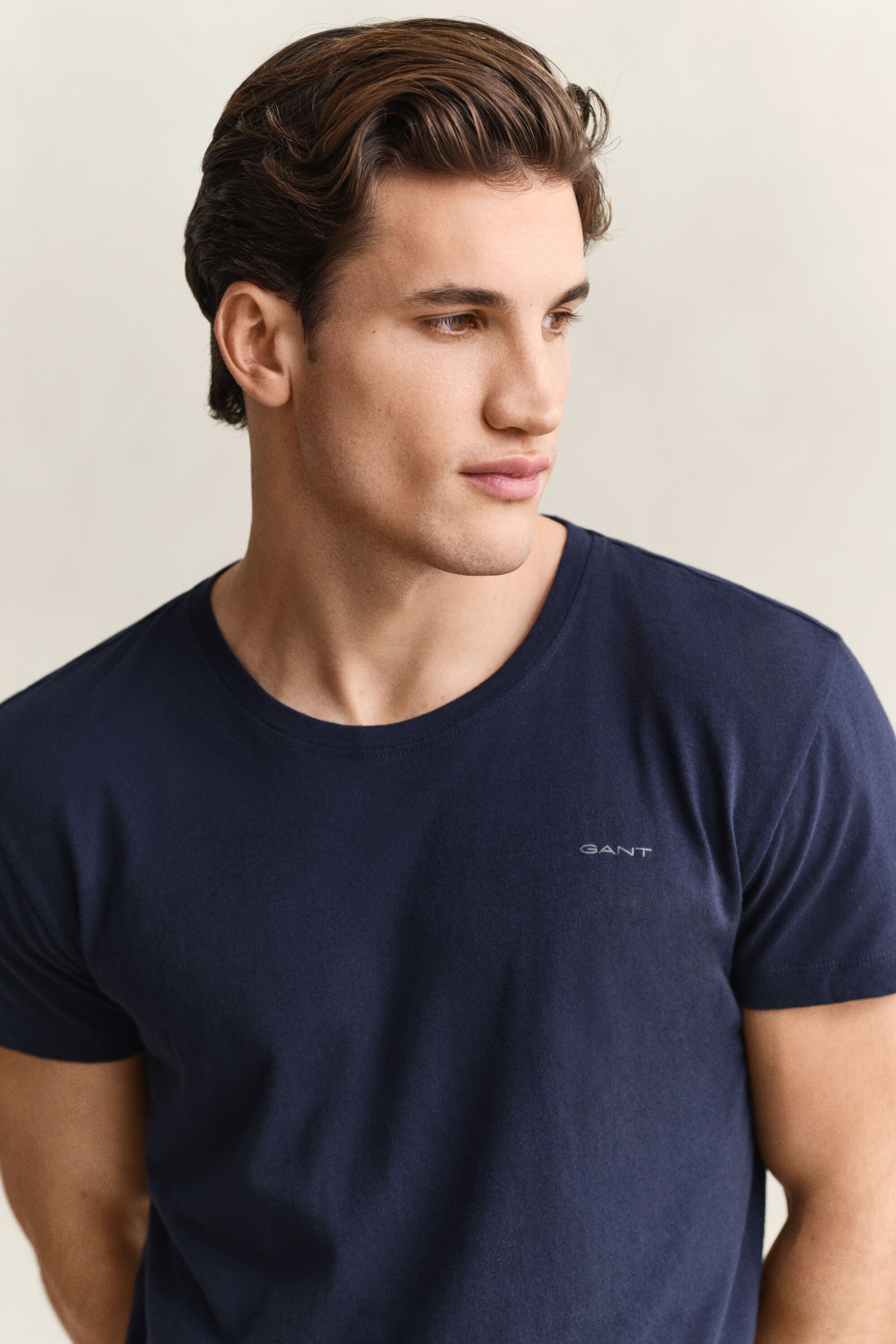 Paquete de dos camisetas de cuello redondo