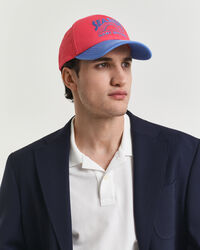Gorra de béisbol con visera en contraste