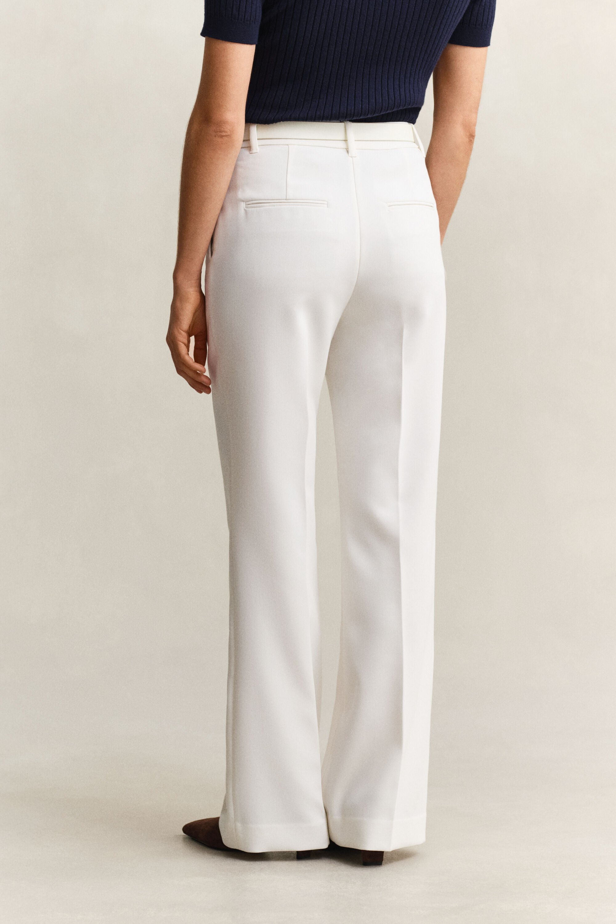 Pantalones de vestir acampanados