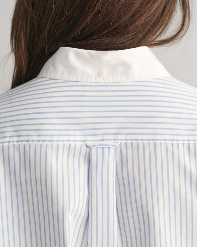 Camisa Regular Fit a rayas con cuello en contraste