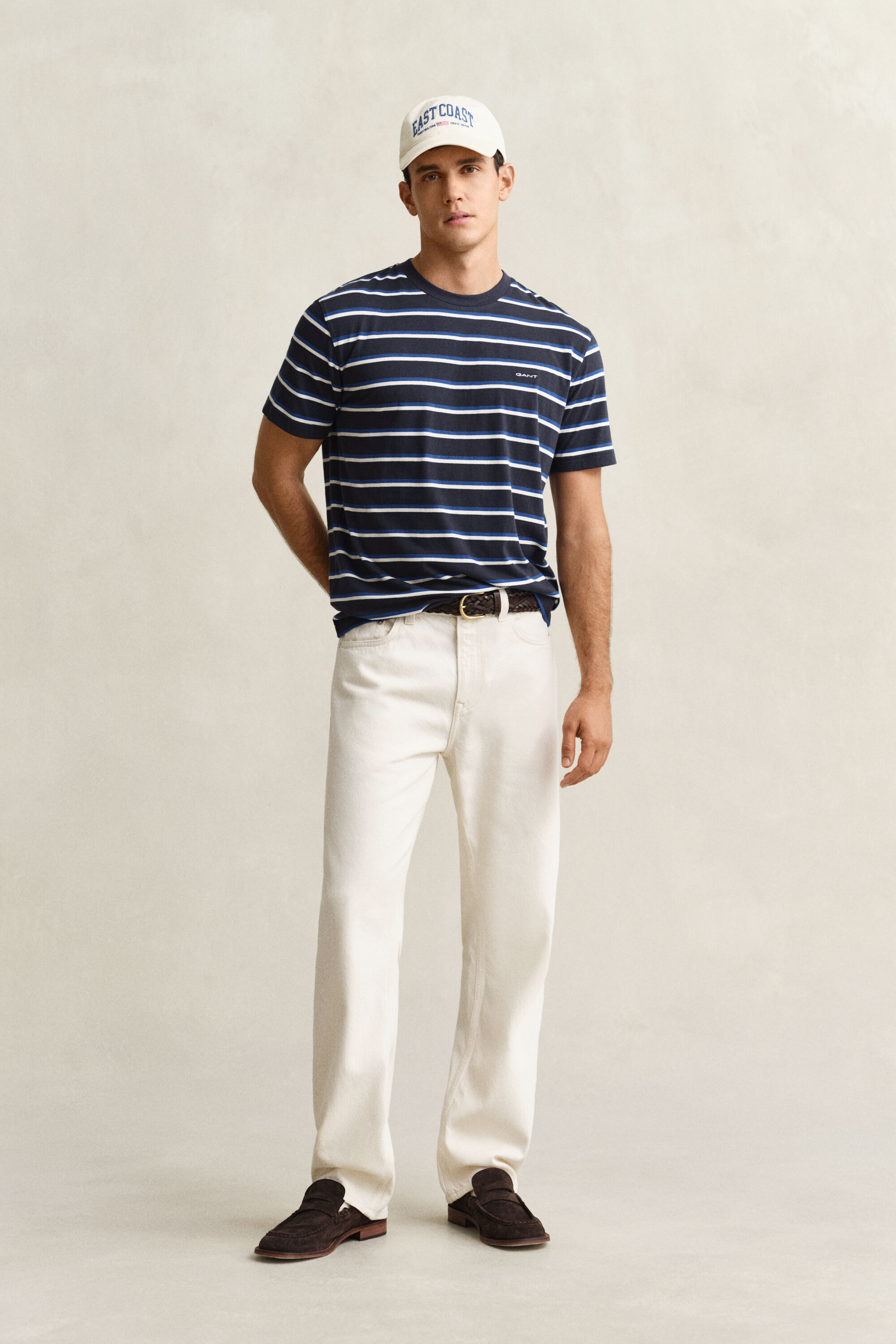 Camiseta de rayas variadas