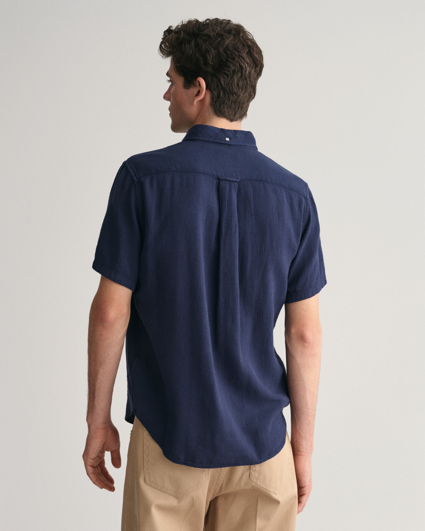 Camisa Regular Fit de manga corta de algod&oacute;n y lino con textura