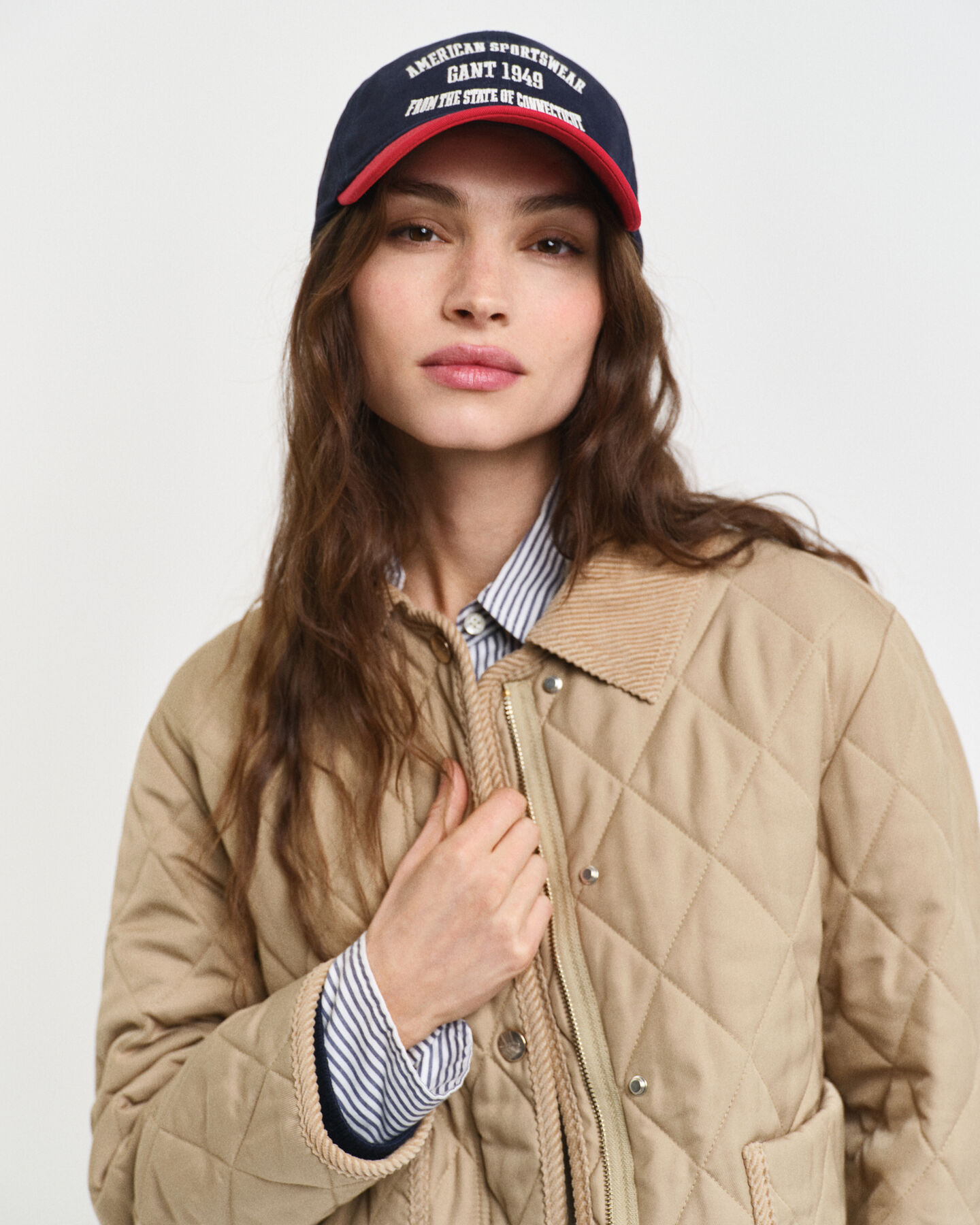 Cazadora acolchada con detalles de pana