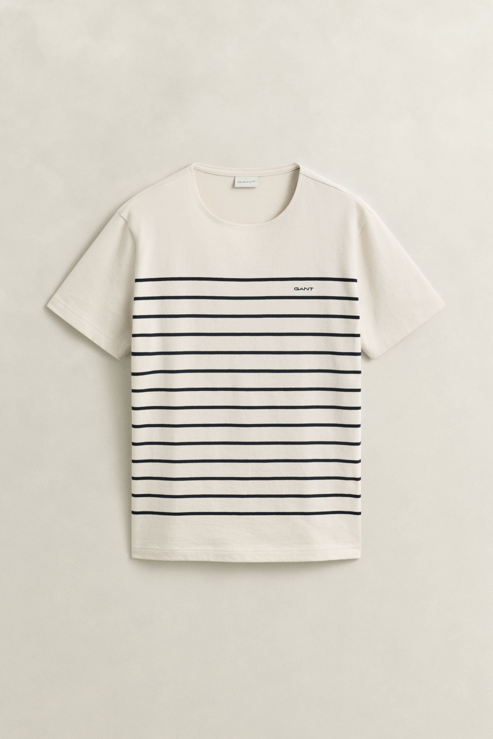 Camiseta de rayas superpuestas