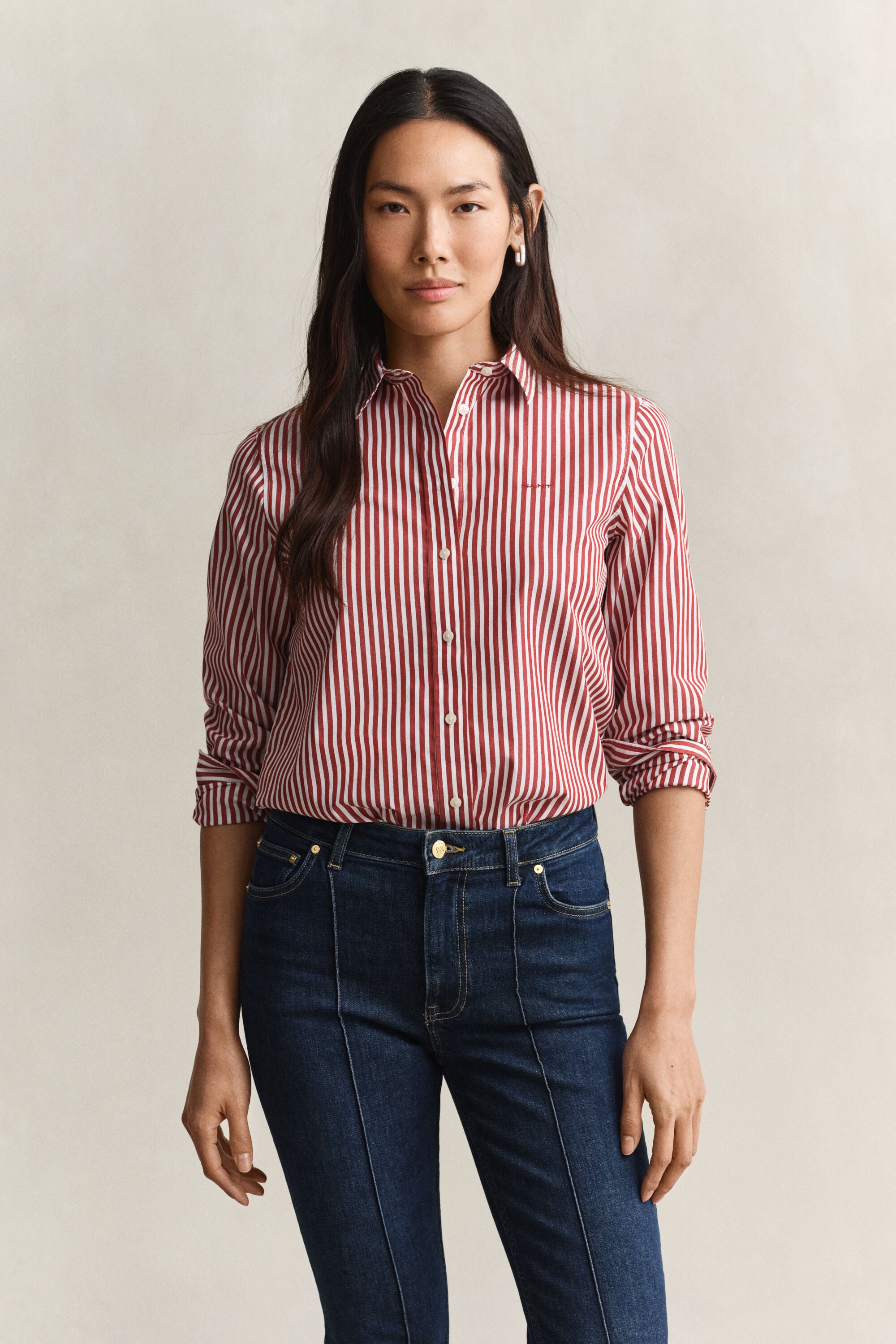 Camisa Regular Fit clásica de popelina a rayas