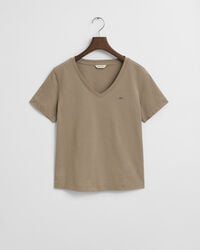 Camiseta Shield con cuello de pico