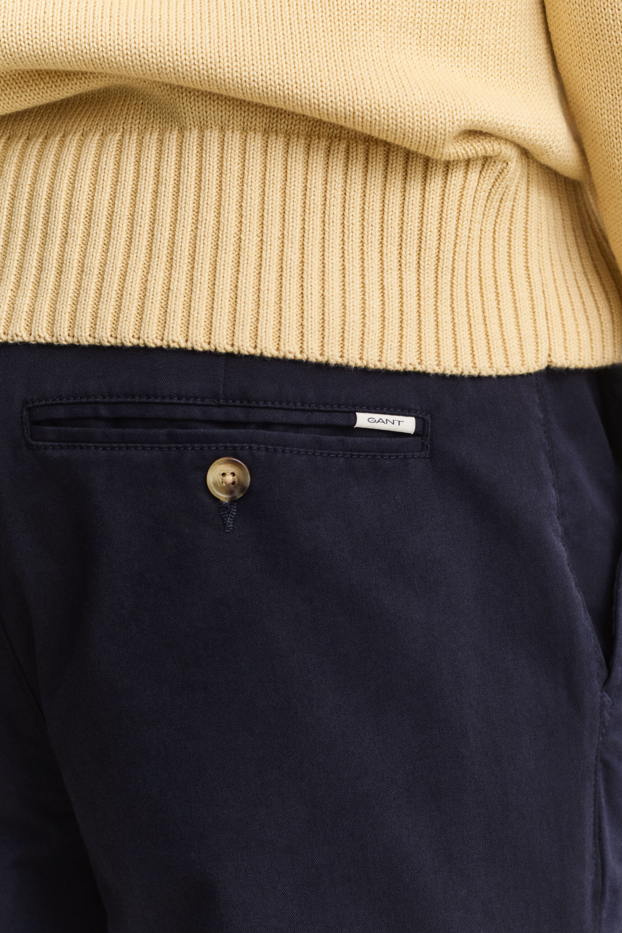 Pantalones chinos Regular Fit clásicos