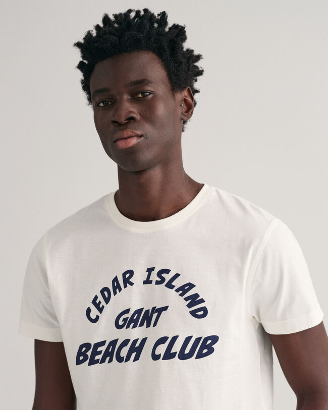 Camiseta con dise&ntilde;o Cedar