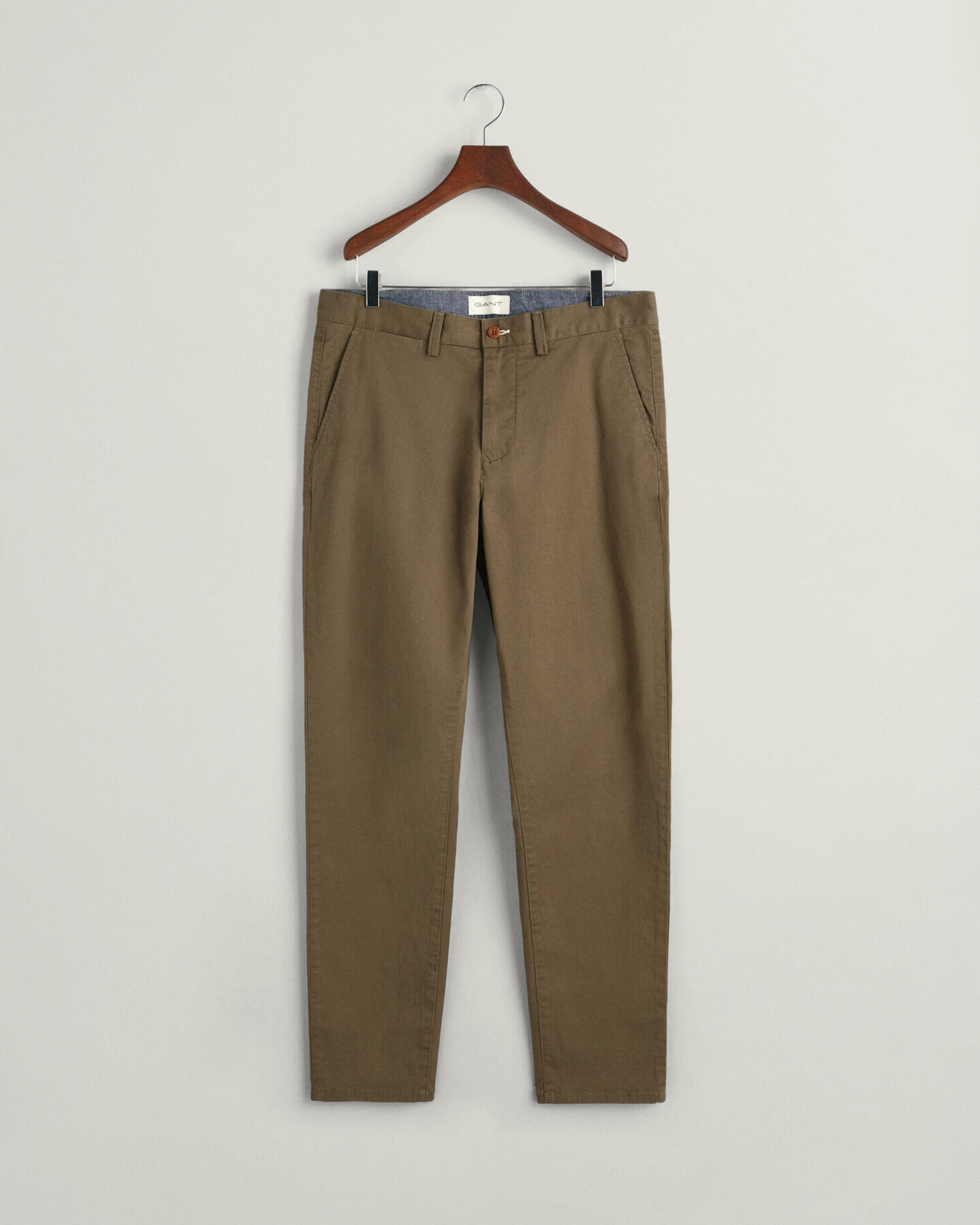 Pantalones chinos de sarga