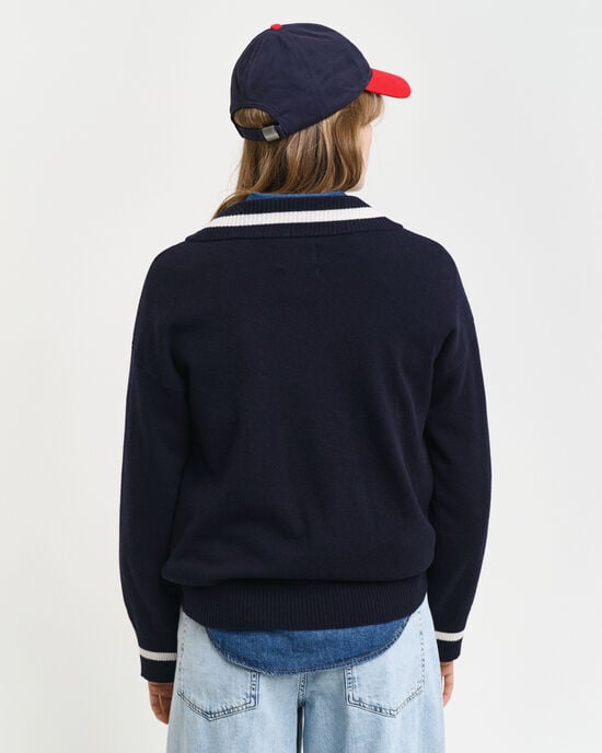 Jersey de lana de oveja muy fina con cuello de pico en contraste