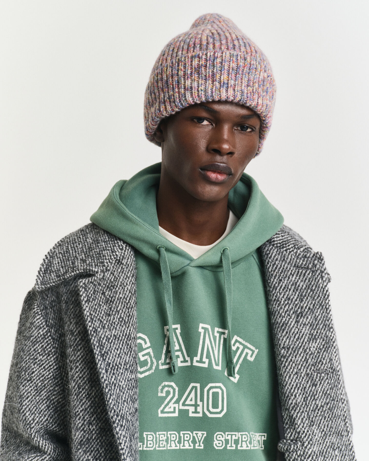 Gorro multicolor acanalado