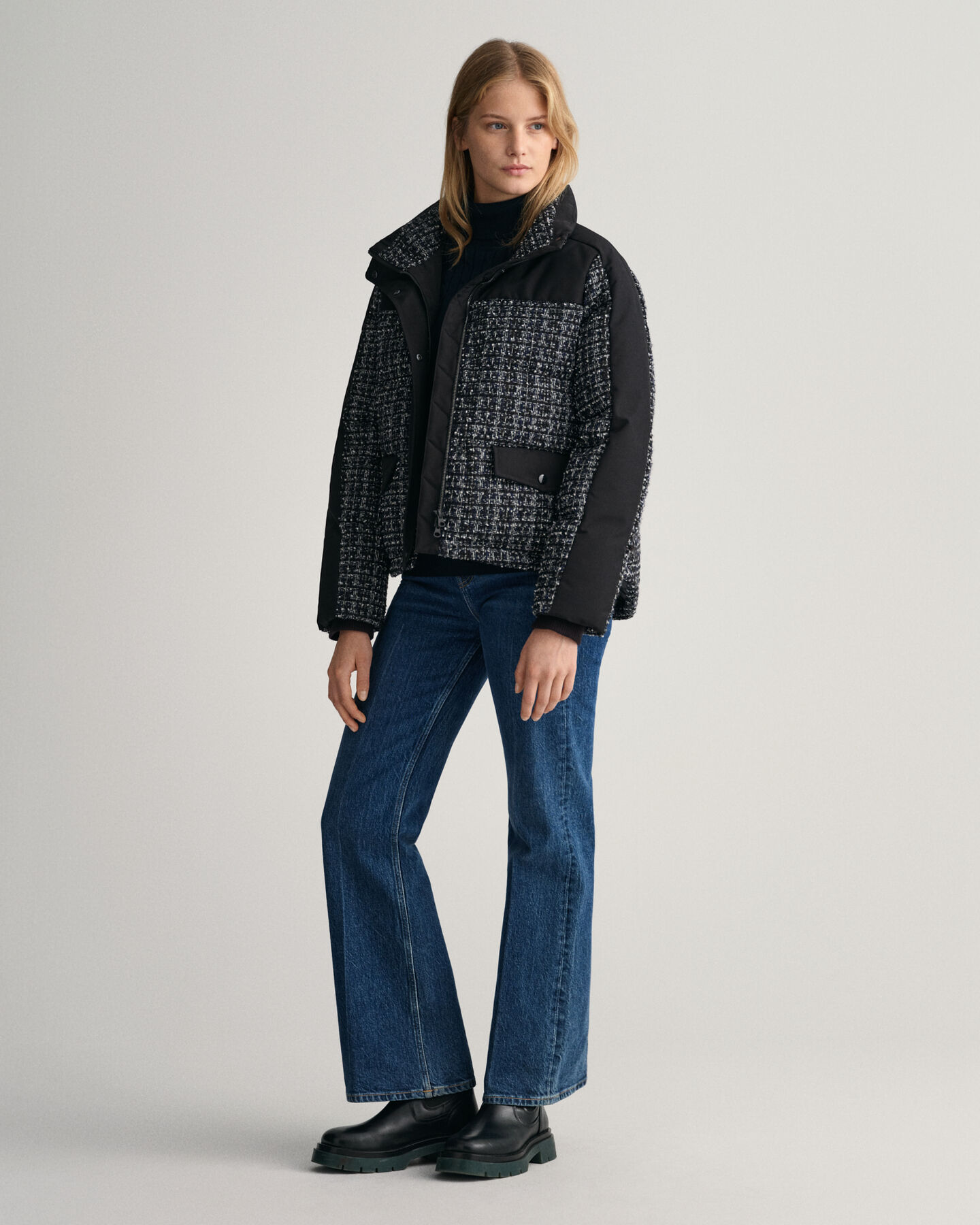 Chaqueta de tweed rellena de plum&oacute;n