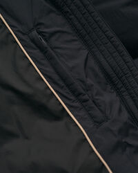 Chaqueta corta de plum&oacute;n