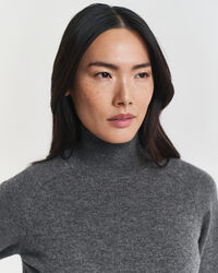 Vestido de punto de lana de oveja muy fina