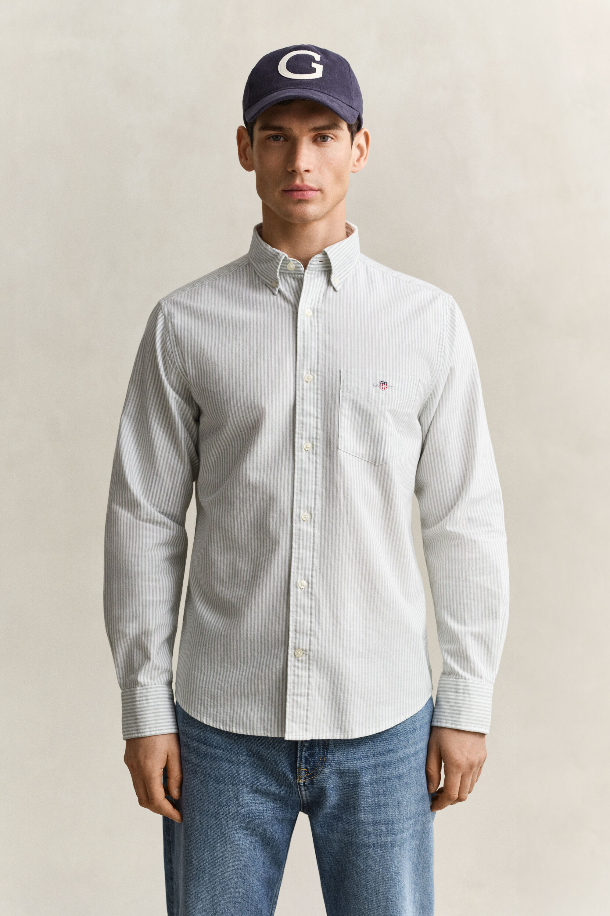 Camisa Oxford clásica de rayas finas