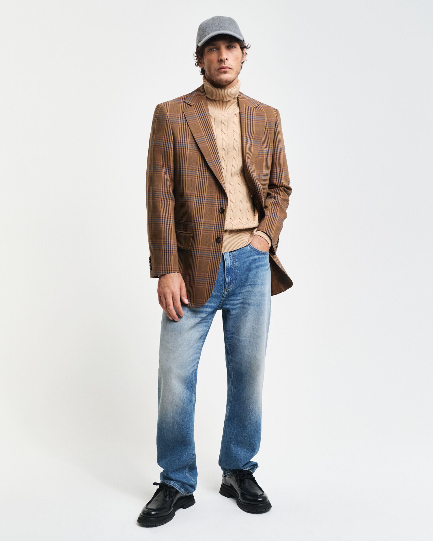 Jersey de punto de ochos de algodón con cuello de cisne