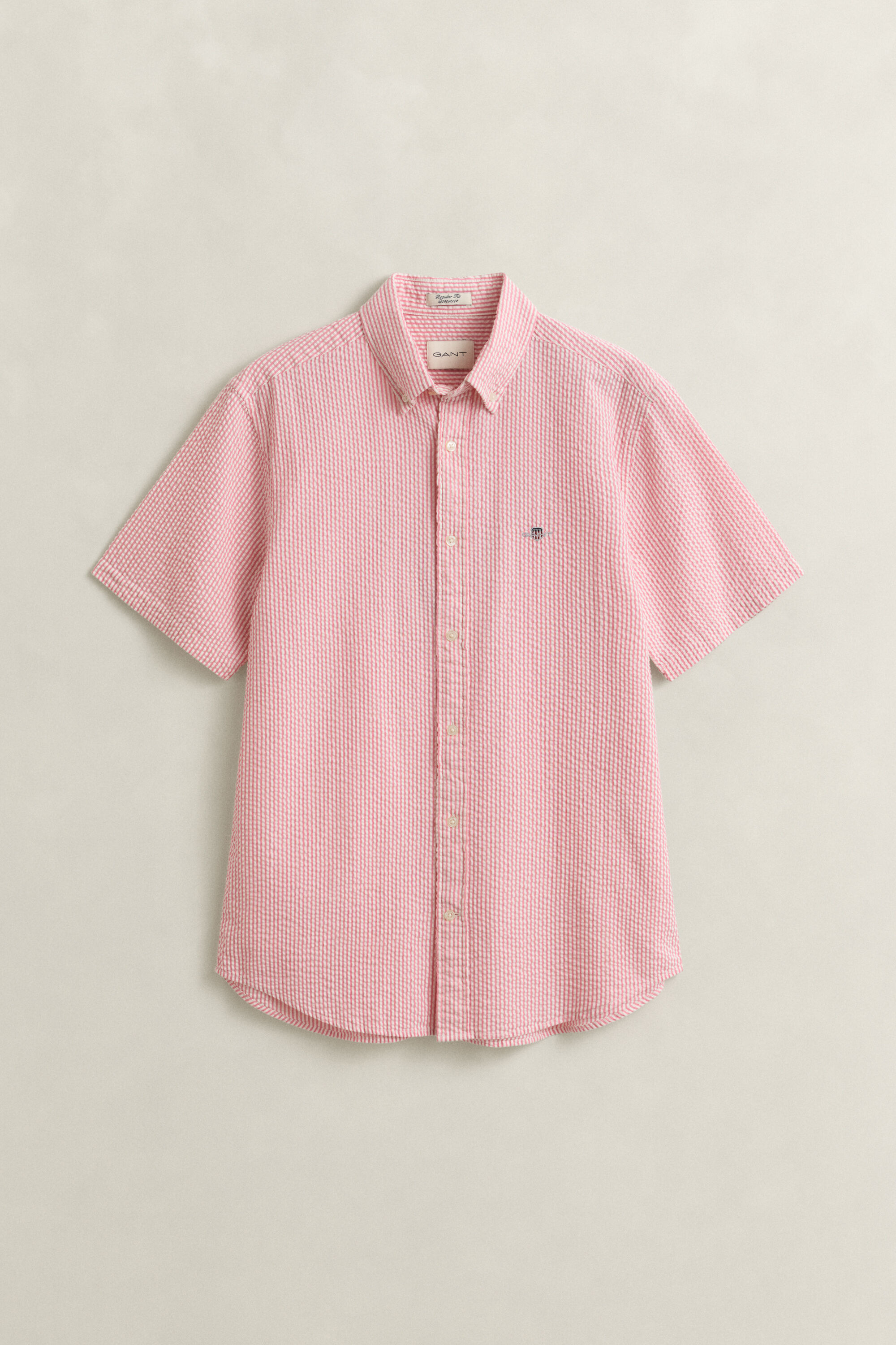 Camisa de manga corta en sirsaca de rayas